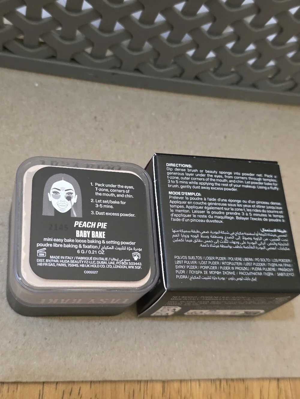 Huda Beauty Mini Easy Bake Loose Baking & Setting Powder PEACH PIE